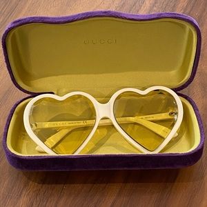 💯 NWT GUCCI heart shaped acetate sunglasses